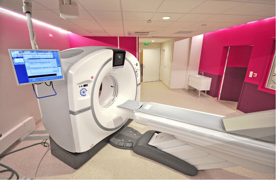 Salles de blocs opératoires – Service d’Imagerie Scanner au Centre Hospitalier de Riom (63)